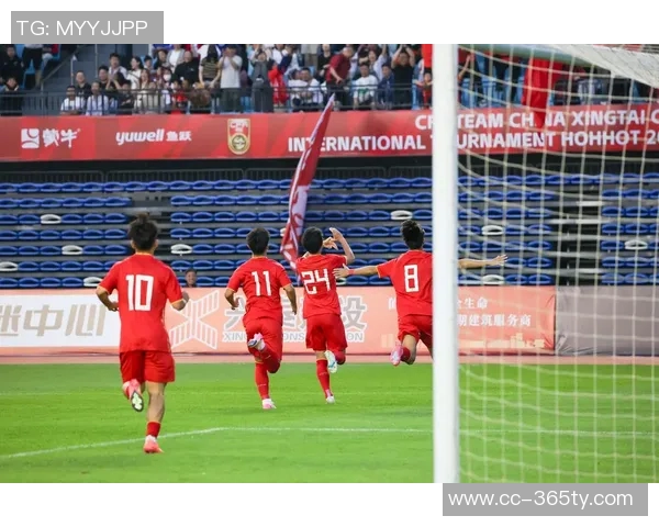 感谢球迷直言媒体人分析广州足球新格局资源利用需谨慎